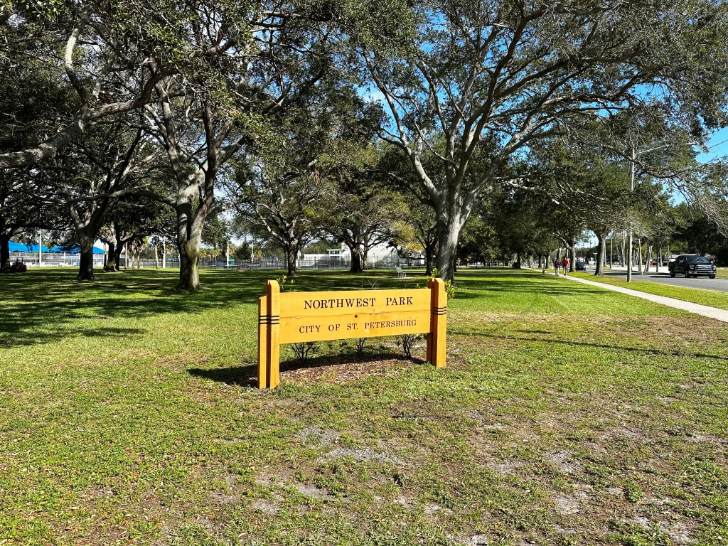 2752 59th way n st, St. Petersburg FL
33710