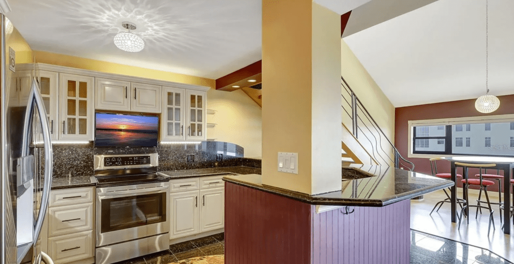 4141 Bayshore Blvd Apt 2002, Tampa, FL 33611